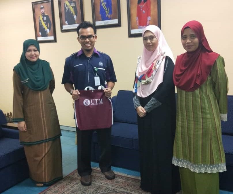 Latihan Sangkutan Pegawai USIM di Perpustakaan UTM