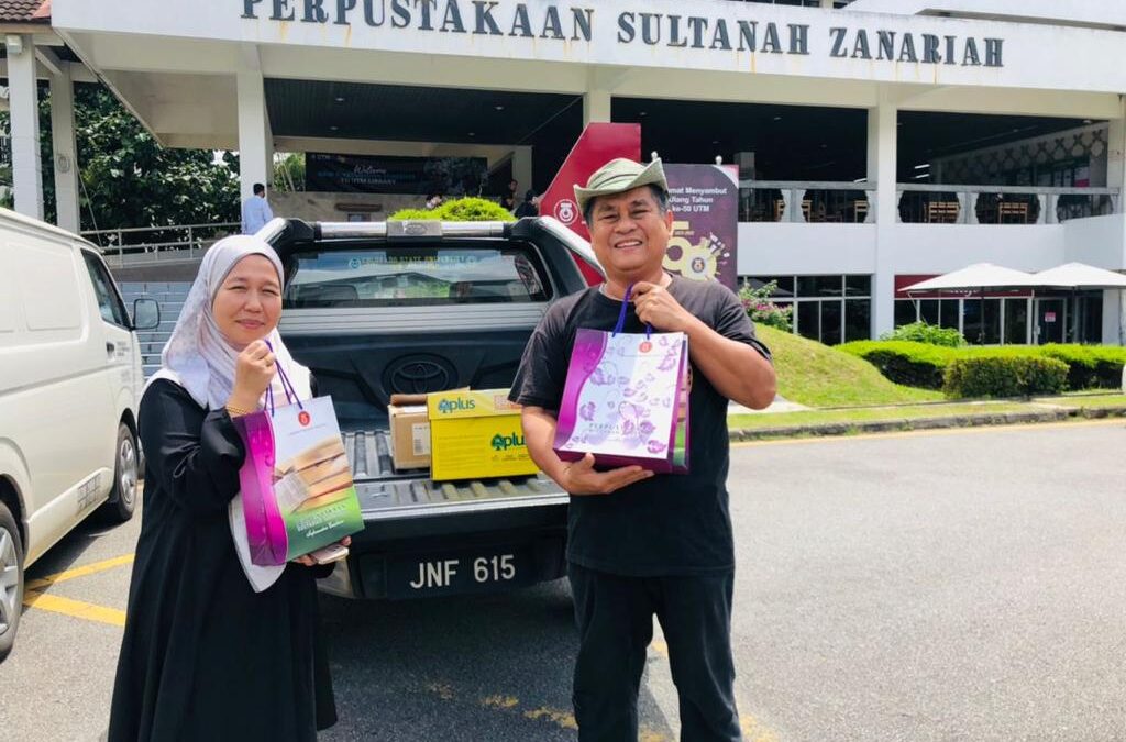 Sumbangan Buku Untuk Program Khidmat Masyarakat di Sekolah Kebangsaan Pahit, Gerik, Perak