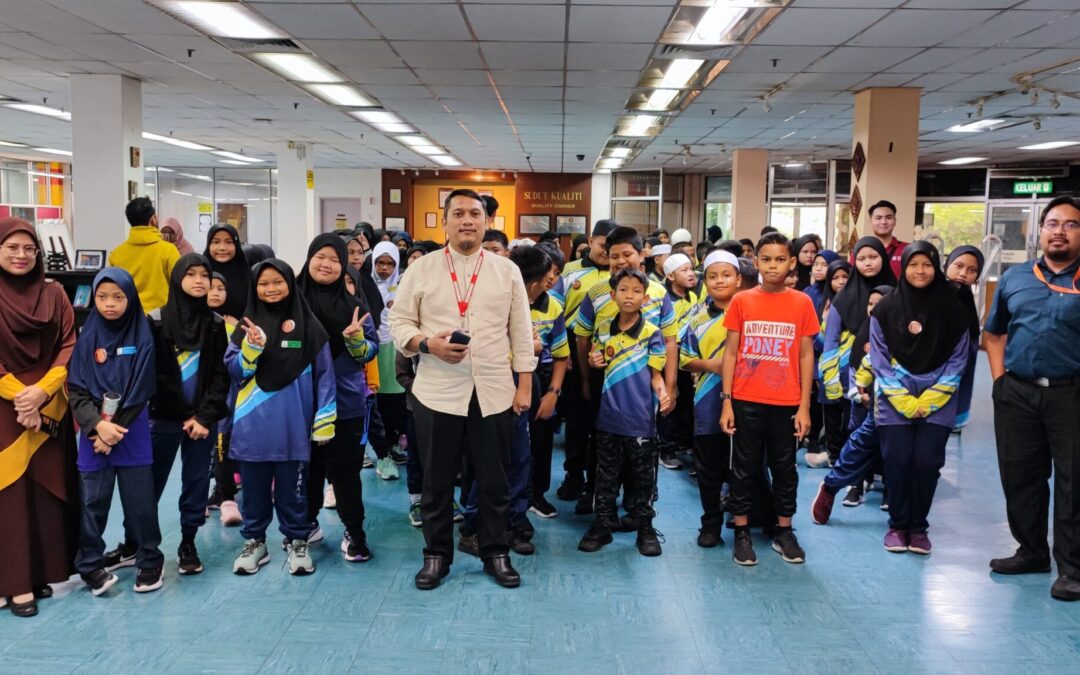 Lawatan Sekolah Rendah Arab (JAIM) Merlimau Pasir, Melaka ke Perpustakaan Sultanah Zanariah UTM JB