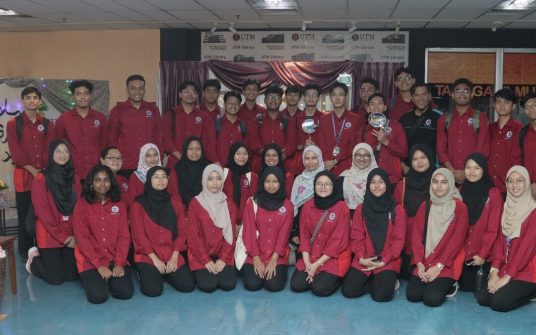 Lawatan ke Perpustakaan UTM oleh Pelajar dan Pensyarah dari Kolej Matrikulasi Kejuruteraan Johor