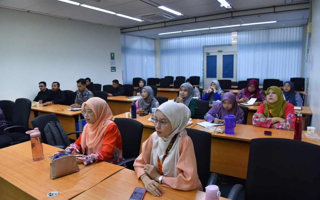 Kursus Pengendalian Lawatan Berpandu Akademik Perpustakaan UTM Kuala Lumpur