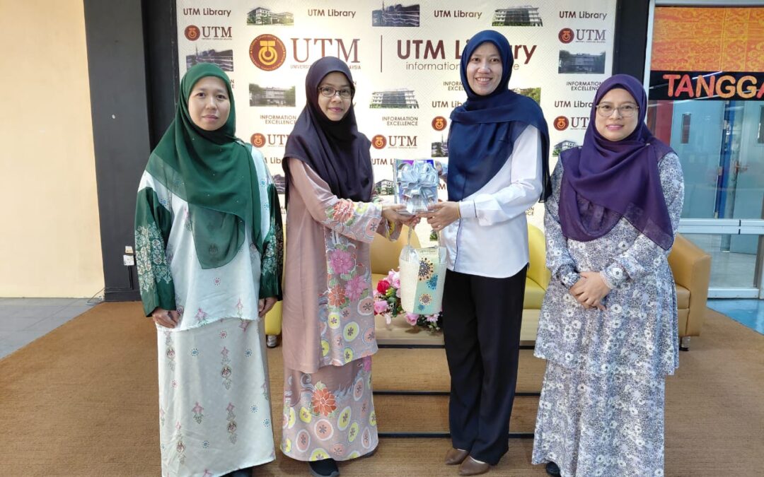 Sumbangan Bahan Bacaan Pusat Sumber Za’ba, SMK Majidi Baru 2